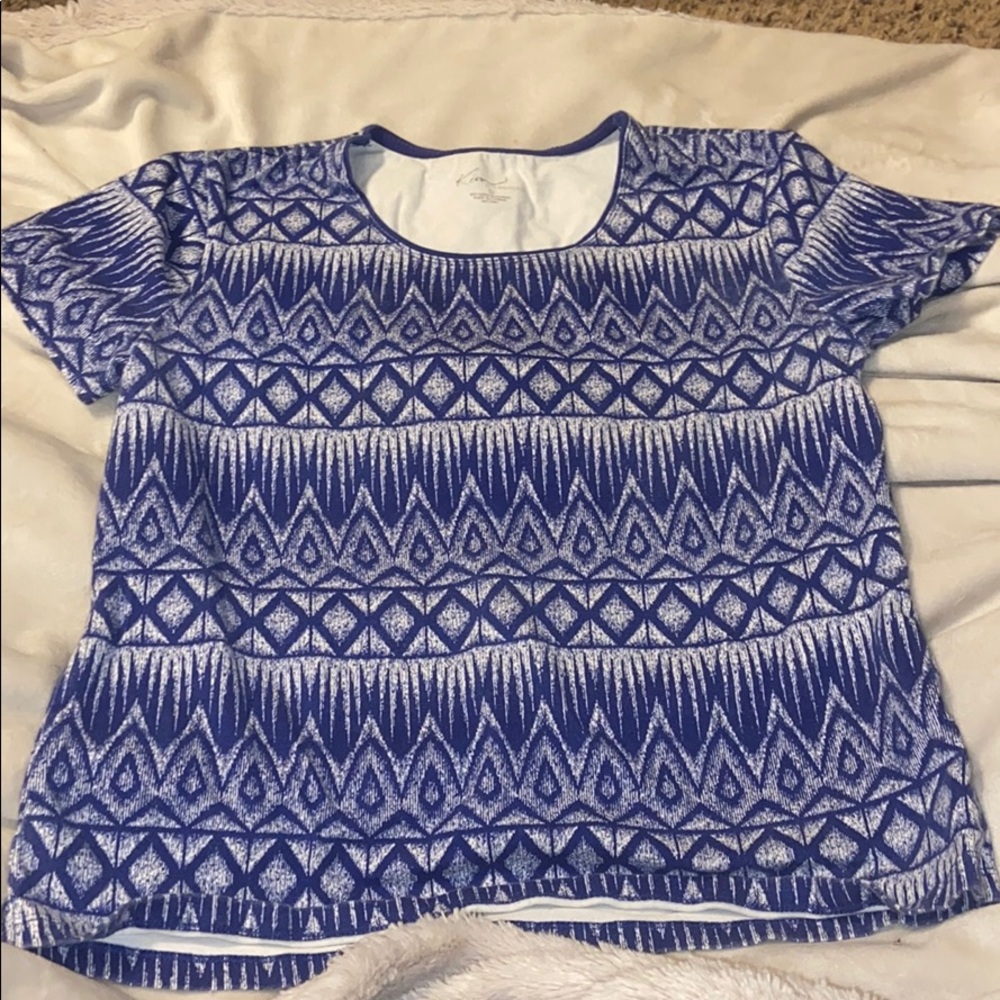 ❤️4/$20 Kim Rogers Tee